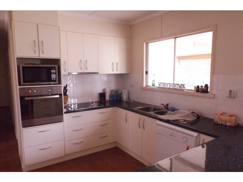 35 Taylor Street, Roma QLD 4455