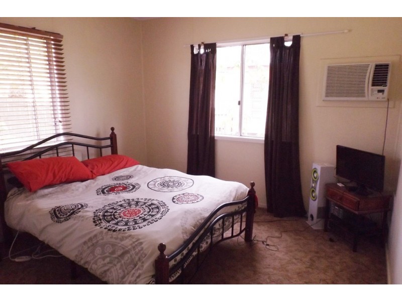 35 Taylor Street, Roma QLD 4455