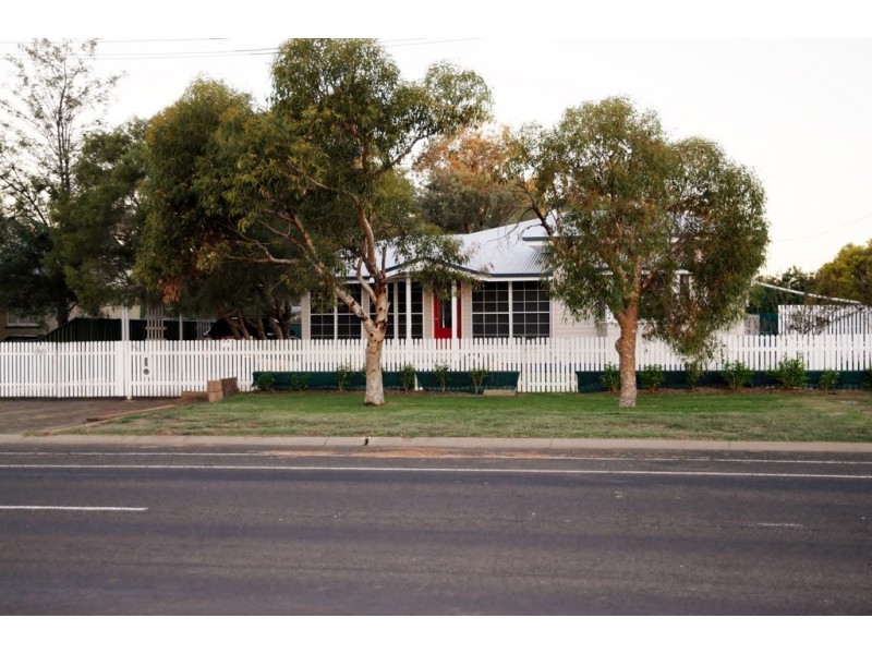 92 Miscamble Street, Roma QLD 4455