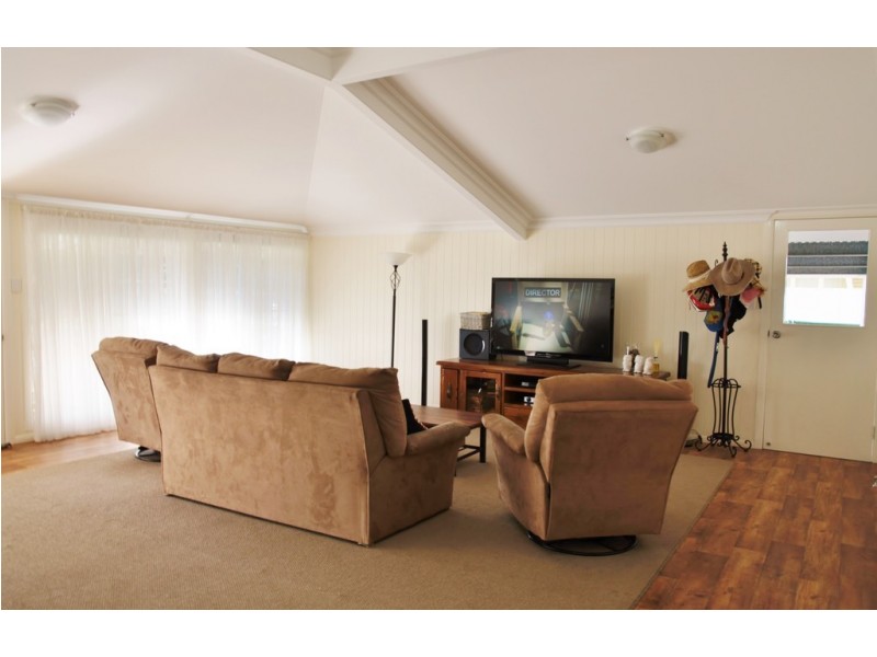 92 Miscamble Street, Roma QLD 4455