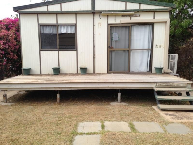 50 Railway Street, Dirranbandi QLD 4486