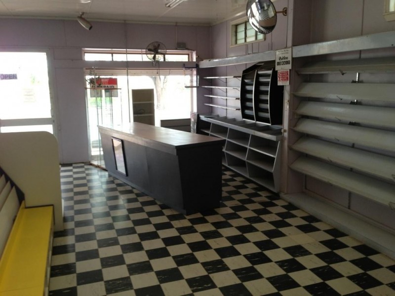 50 Railway Street, Dirranbandi QLD 4486