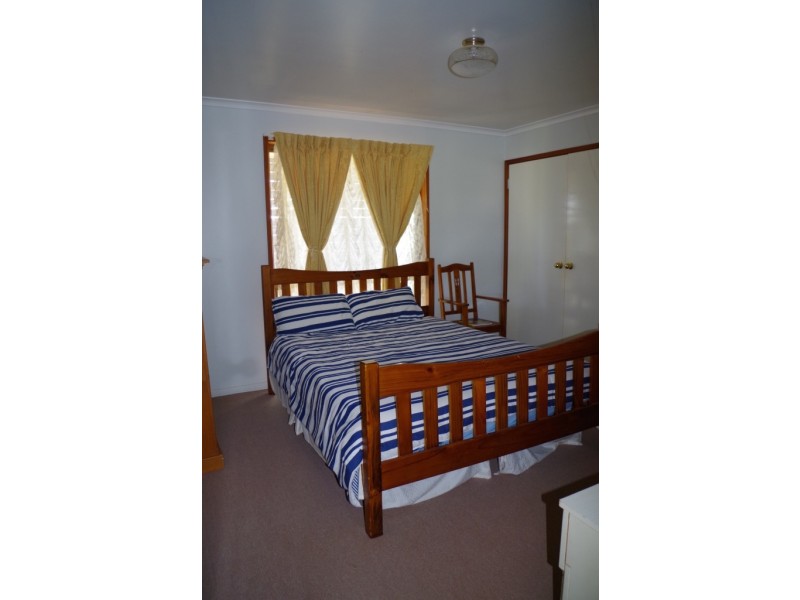 80-82 Boonkai Street, Quilpie QLD 4480