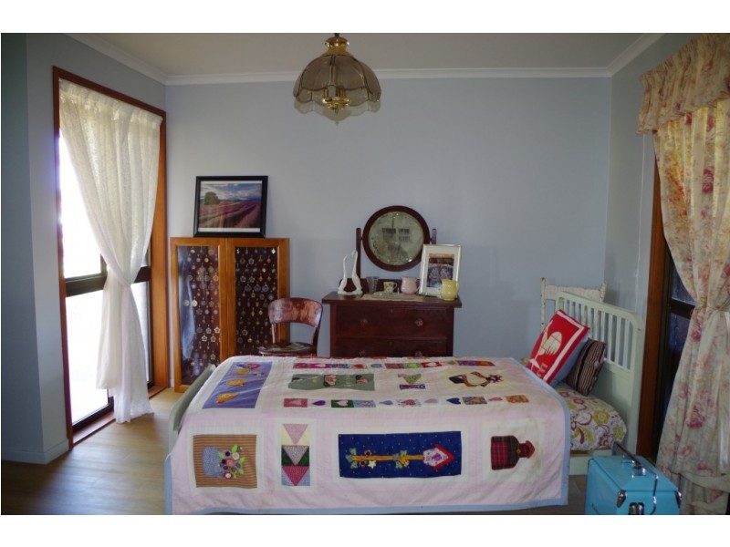 80-82 Boonkai Street, Quilpie QLD 4480