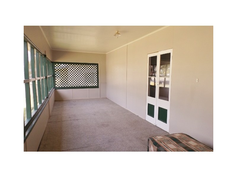 110 Northern Road, Roma QLD 4455