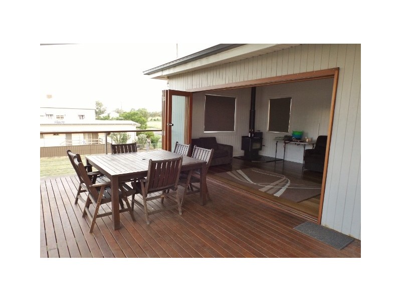 43 Ivy Street, Roma QLD 4455