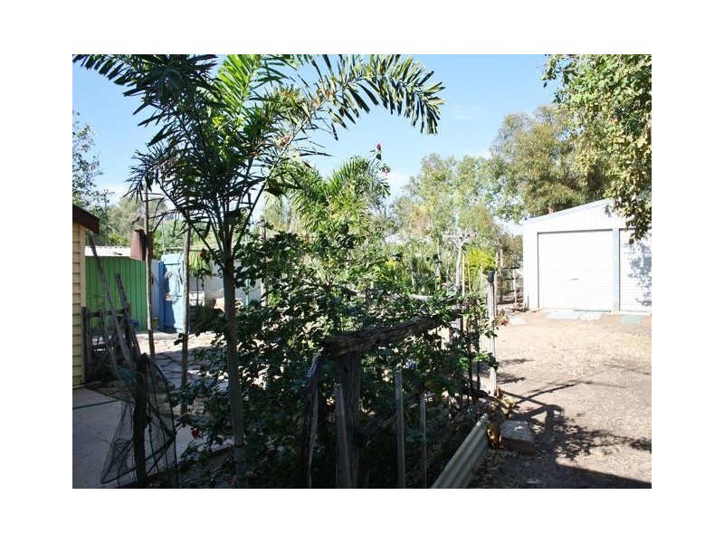 8 ROSE STREET, Blackall QLD 4472