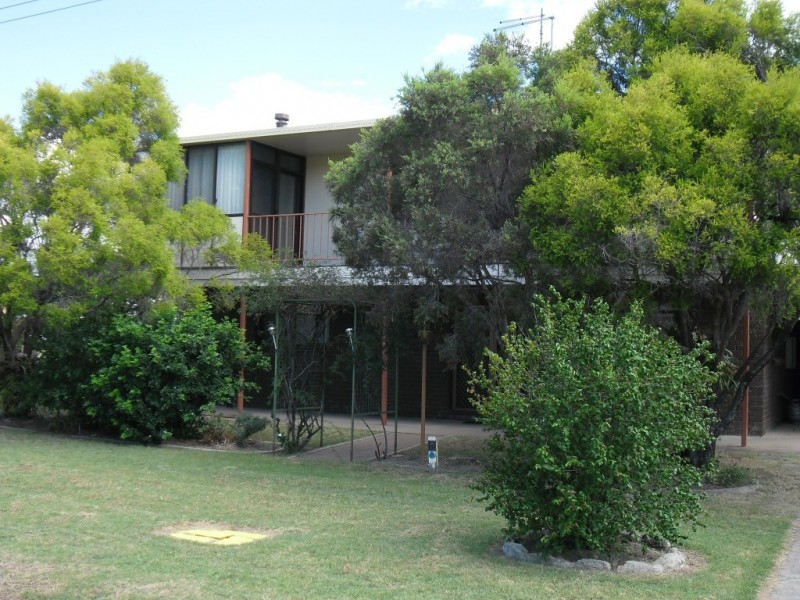 66 Daisy Street, Miles QLD 4415