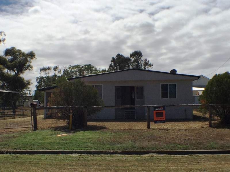 5 Lytton Street, Warra QLD 4411