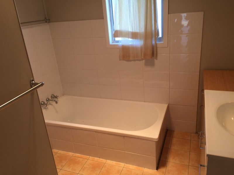 5 Lytton Street, Warra QLD 4411