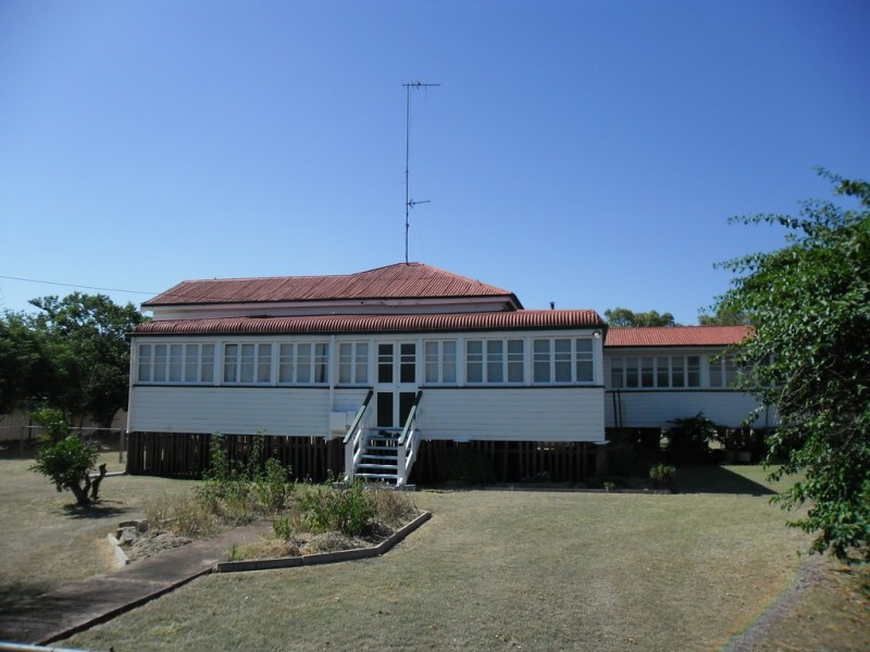 53 Constance Street, Miles QLD 4415