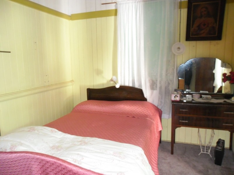 53 Constance Street, Miles QLD 4415