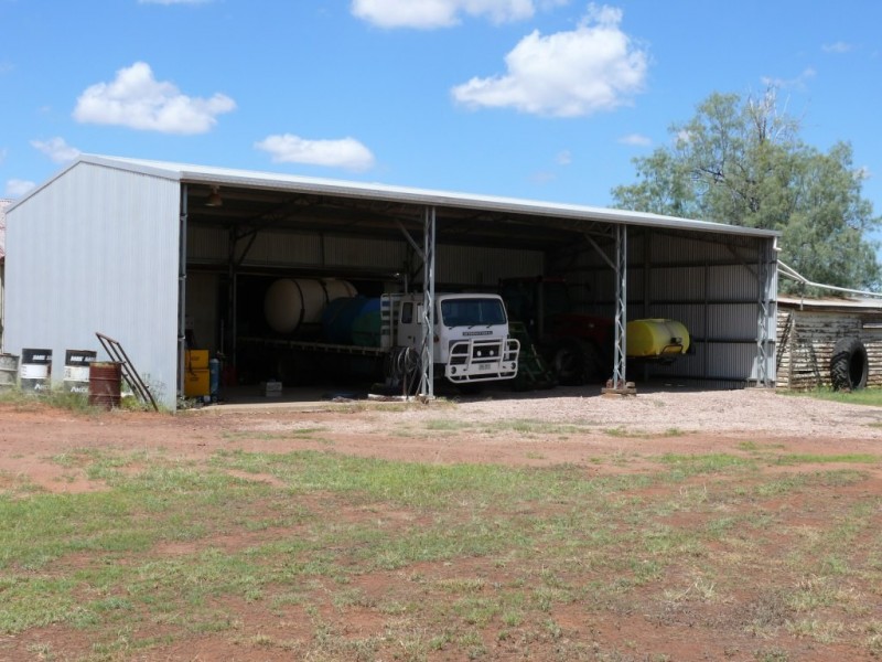 ” Basin Downs”, Surat QLD 4417