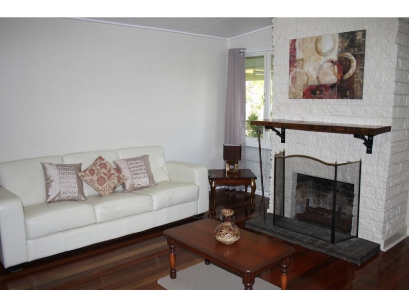 9 MYRTLE STREET, Blackall QLD 4472