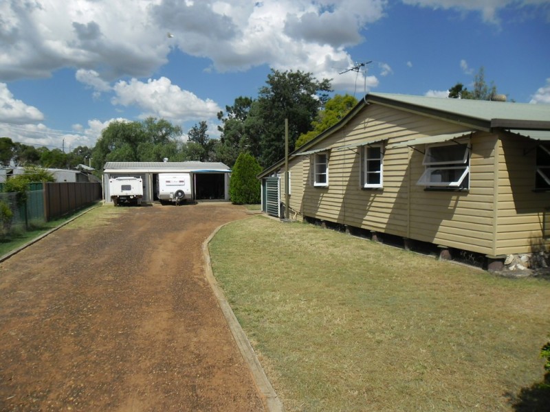 2 Condamine Street, Miles QLD 4415