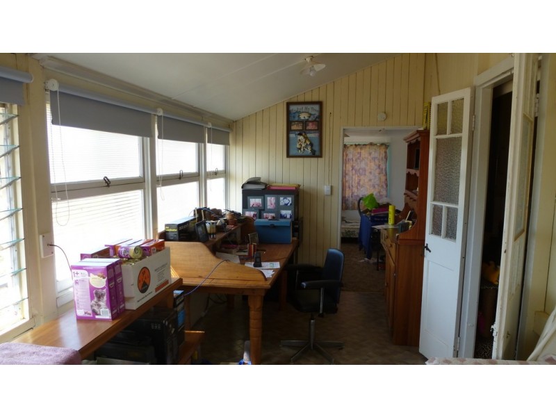 18 Staines Road, Tara QLD 4421
