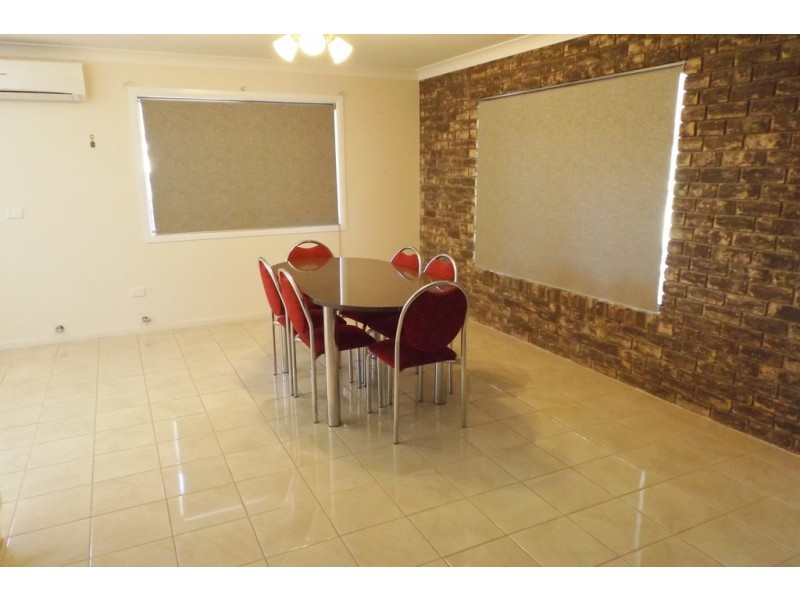 16-18 Edwardes Street, Roma QLD 4455