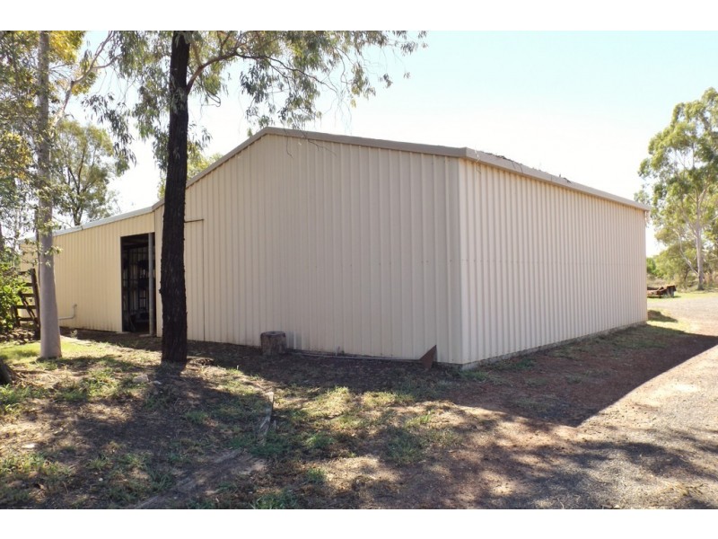 16-18 Edwardes Street, Roma QLD 4455