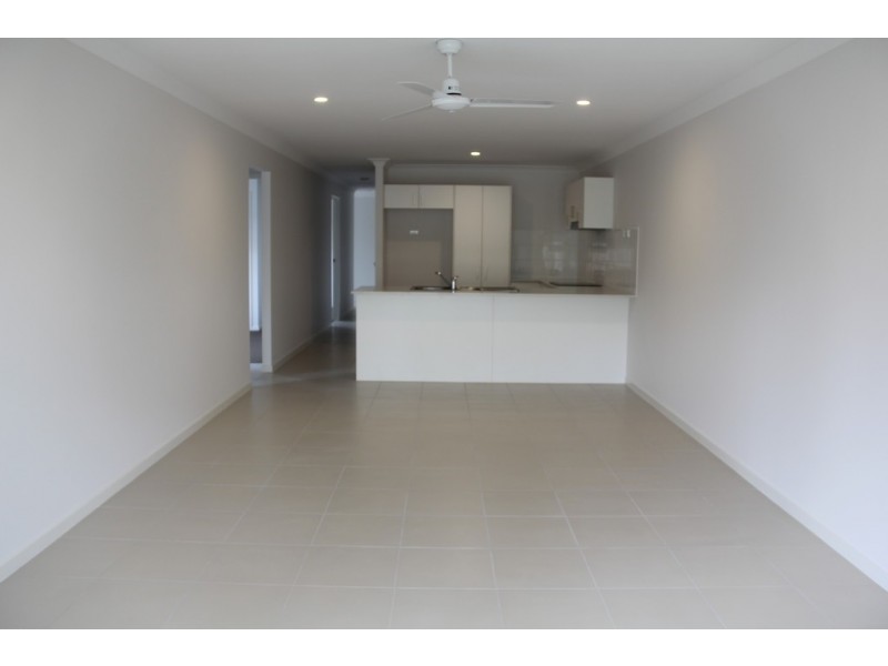 11 Dogwood Court, Miles QLD 4415