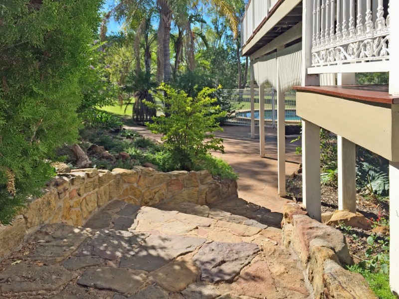 92 Chelldan Ave, Dalby QLD 4405