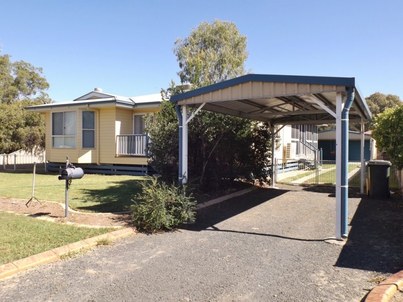 233 Edwardes Street, Roma QLD 4455