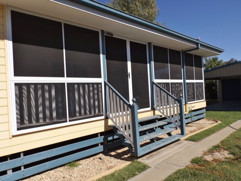 233 Edwardes Street, Roma QLD 4455