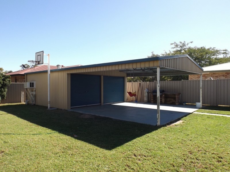 233 Edwardes Street, Roma QLD 4455