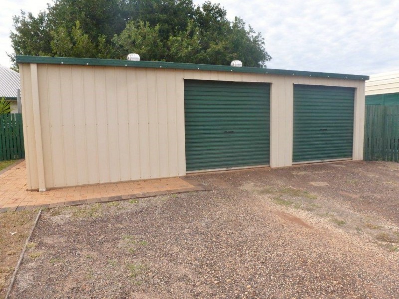 22 King Street, Surat QLD 4417