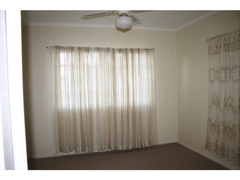 34 ROSE STREET, Blackall QLD 4472