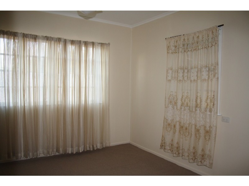 34 ROSE STREET, Blackall QLD 4472
