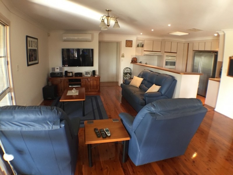 12 Wattle Avenue, Dalby QLD 4405