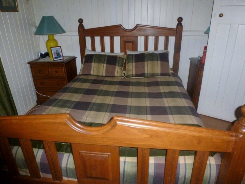 5 Burrowes Street, Surat QLD 4417