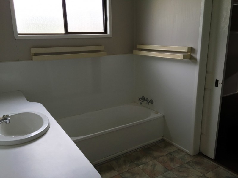 32 Edward Street, Dalby QLD 4405