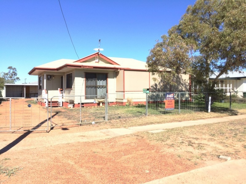 39 EMMA STREET, Cunnamulla QLD 4490