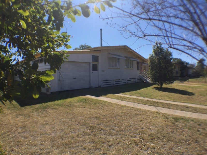 53 Hospital Road, Dalby QLD 4405