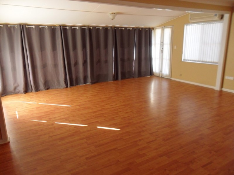 69 Edith Street, Miles QLD 4415