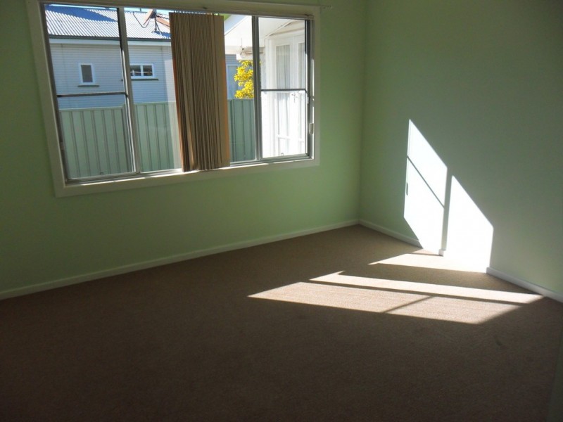 69 Edith Street, Miles QLD 4415