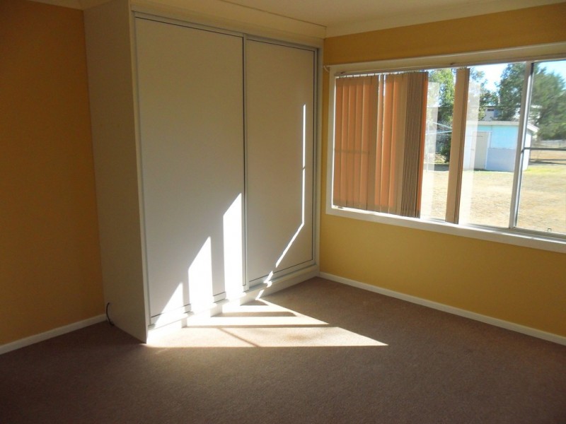 69 Edith Street, Miles QLD 4415