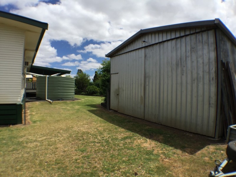 4 Wambo Street, Dalby QLD 4405