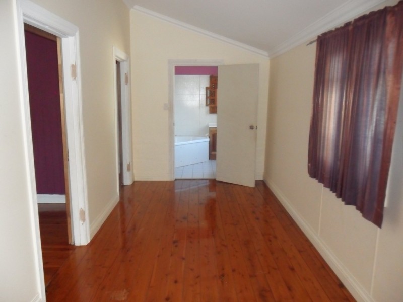 76 Marian Street, Miles QLD 4415