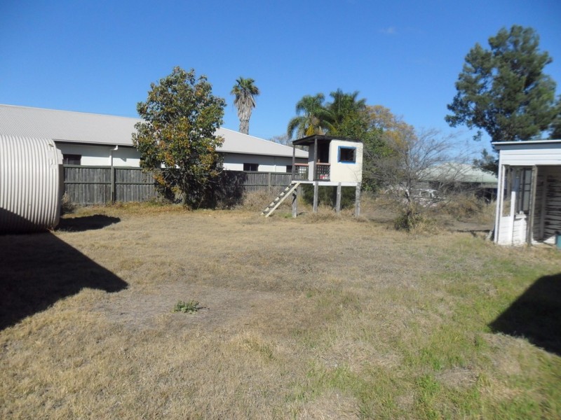 76 Marian Street, Miles QLD 4415