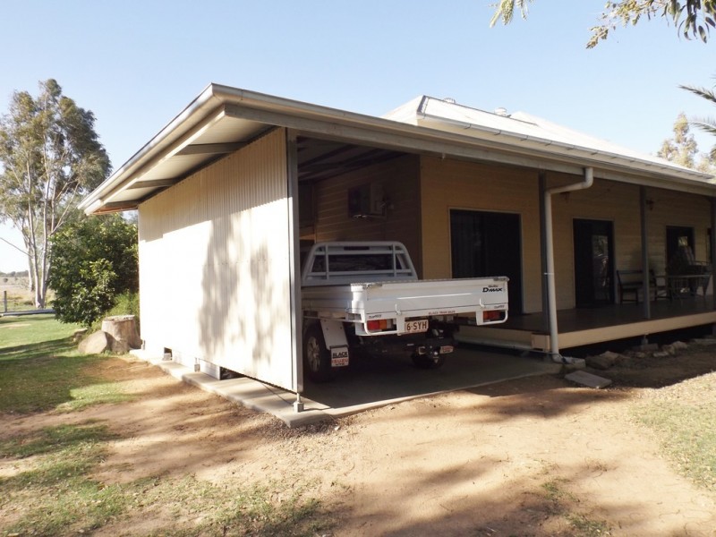 14 Hartleys Lane, Roma QLD 4455
