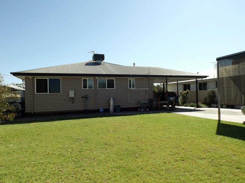 4 Courtney Street, Roma QLD 4455