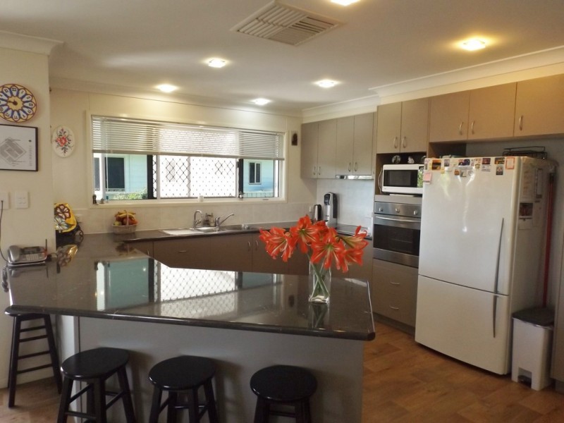 4 Courtney Street, Roma QLD 4455