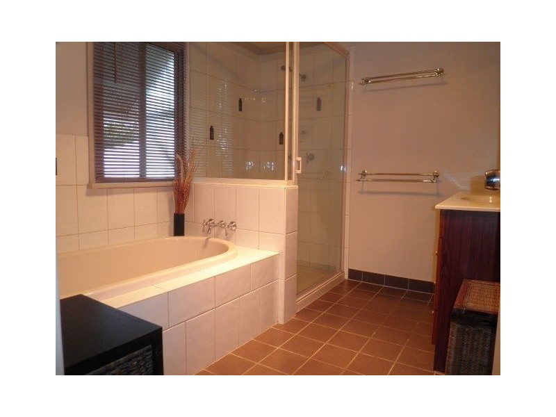 9 Miscamble Street, Roma QLD 4455