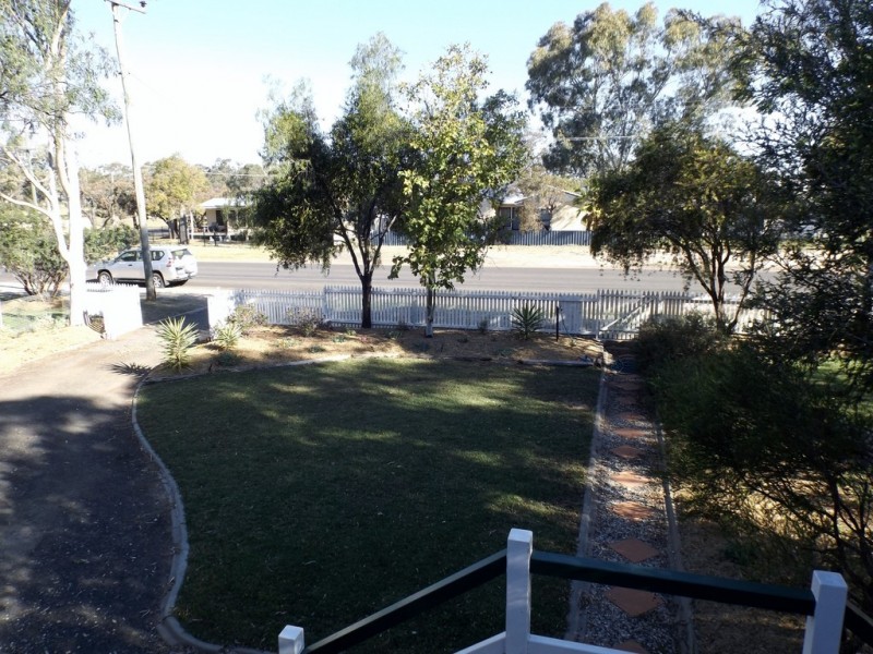 9 Miscamble Street, Roma QLD 4455