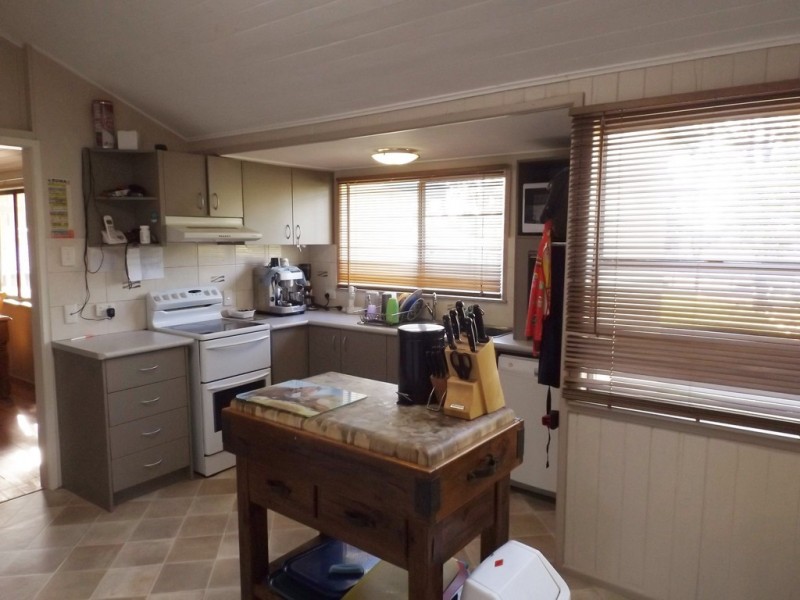 9 Miscamble Street, Roma QLD 4455