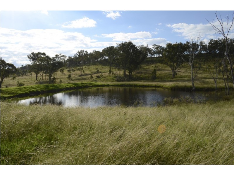 “The Glen” 988 Pilton Valley Rd, Upper Pilton QLD 4361