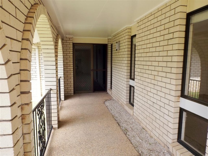 22 Wright Street, Roma QLD 4455