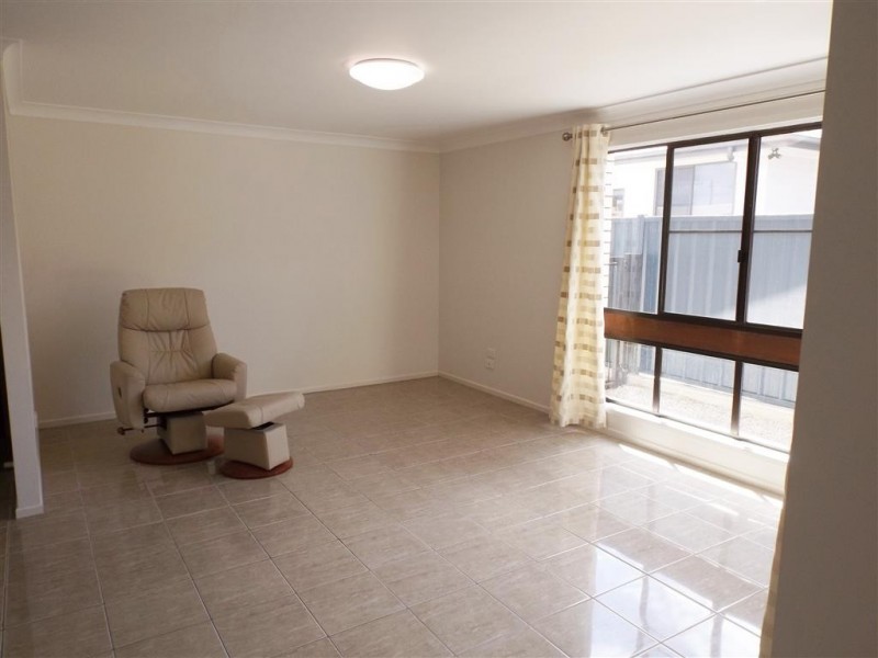 22 Wright Street, Roma QLD 4455